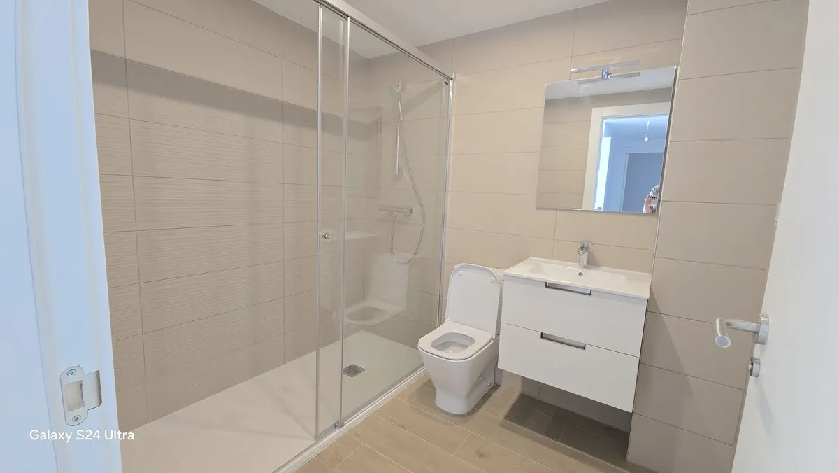 e438c506-2d68-4a82-bfc7-d7f3aa313888