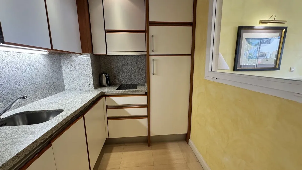 0e8cafb4-7f86-4a99-aa69-fb69264a3fc2