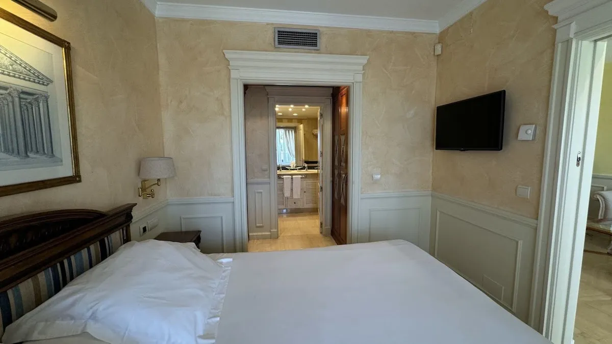 3572d4dd-440b-4b56-ae68-02450df1c7e8