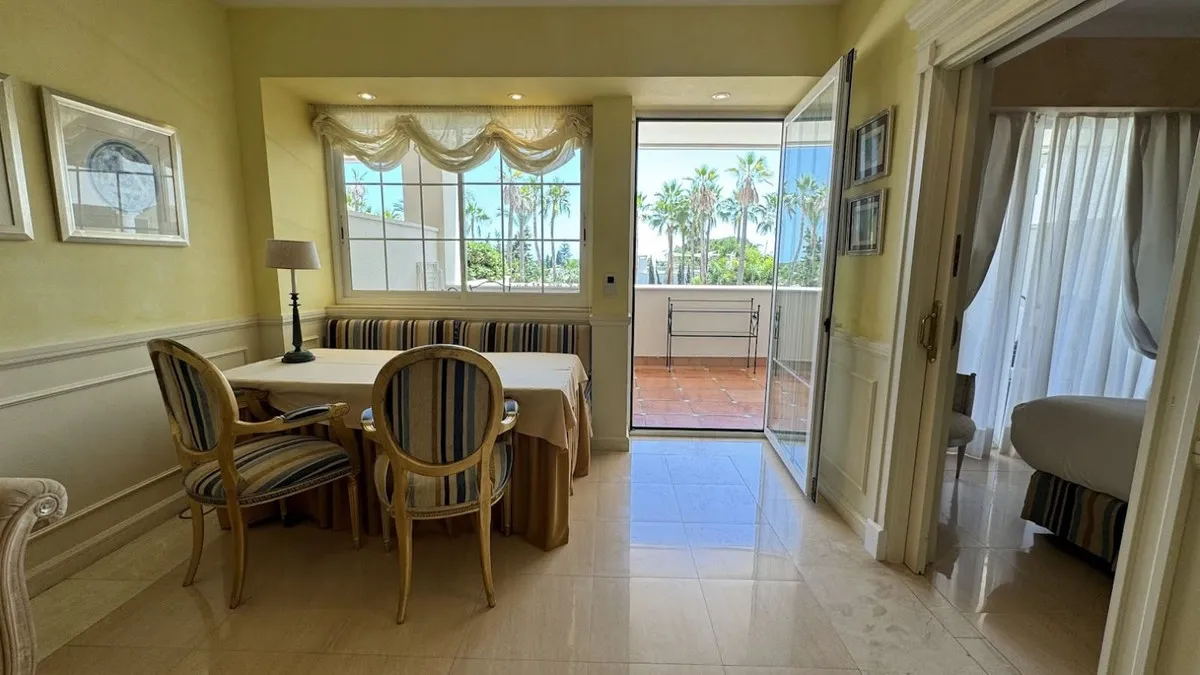 93645da1-292d-4d27-aaaf-72d9774f4b1a