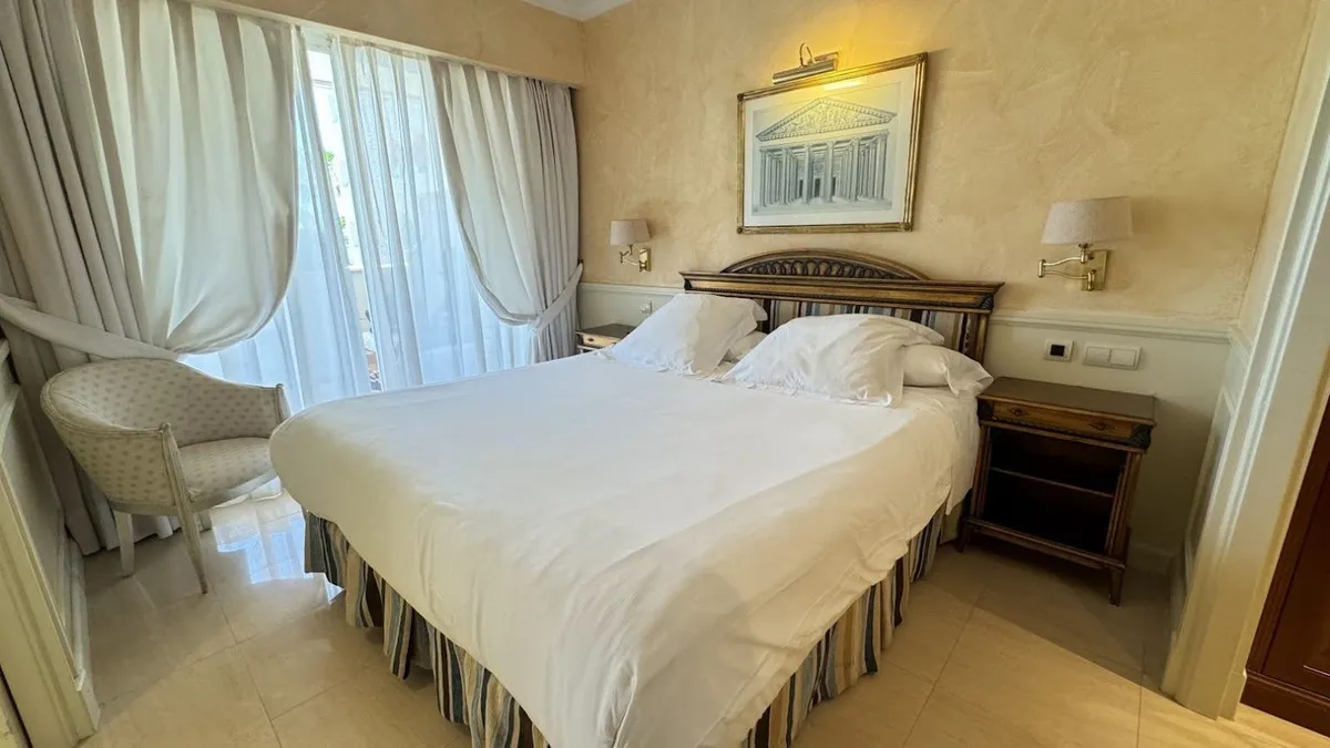 f45589f2-06ee-4d90-880a-59ce349aaedf