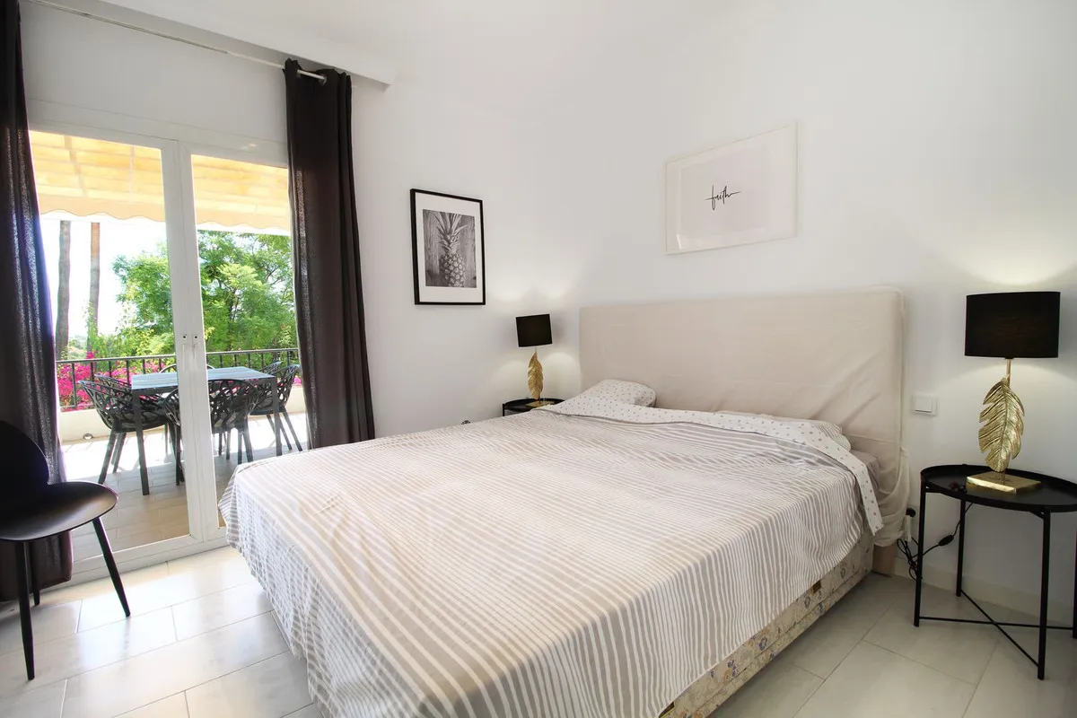 e5c29bbb-a46c-48c2-83b2-9ce2a367f864