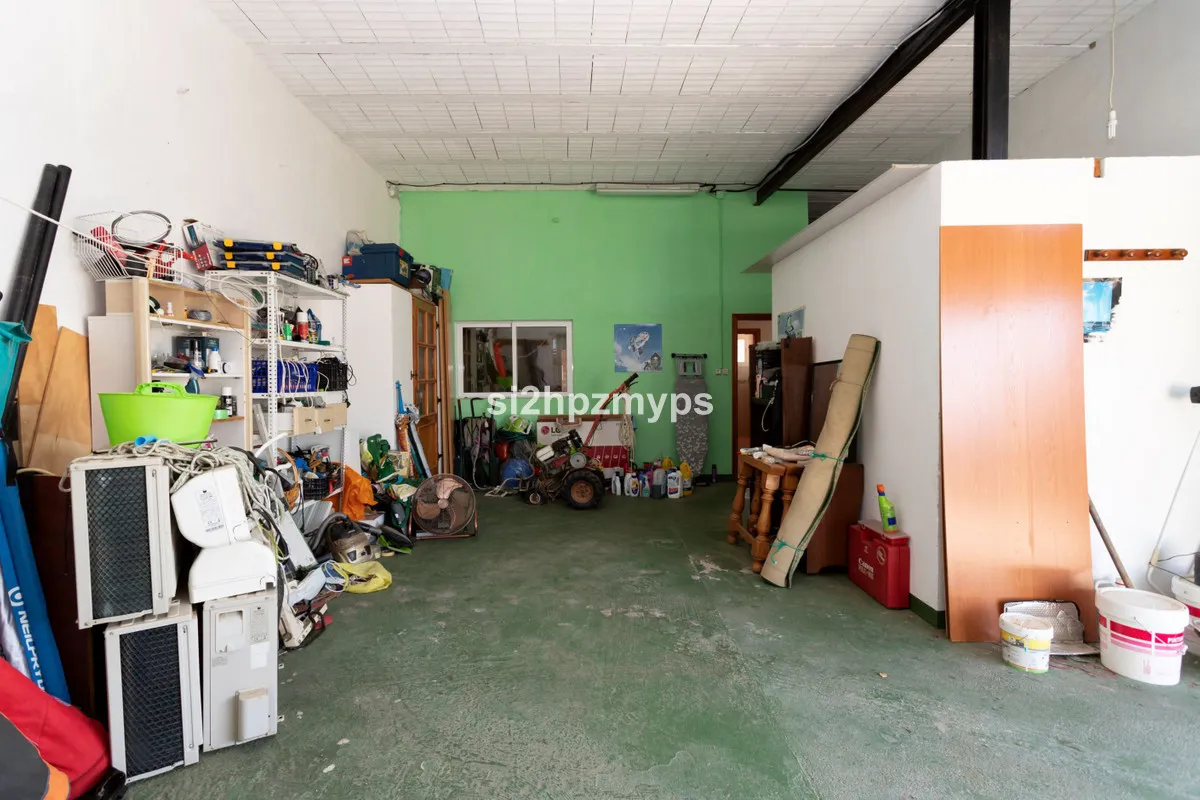 38595492-7f84-46e9-9426-09398777275d