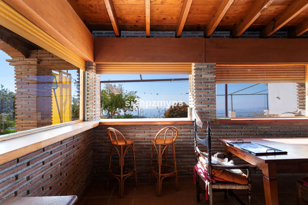 4d19a55a-38cc-4acc-b877-c2d11016a1b9