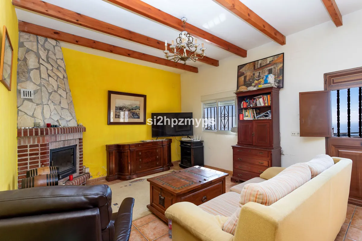 c52e42f5-ac74-4bad-a745-40cb71d4a4d9