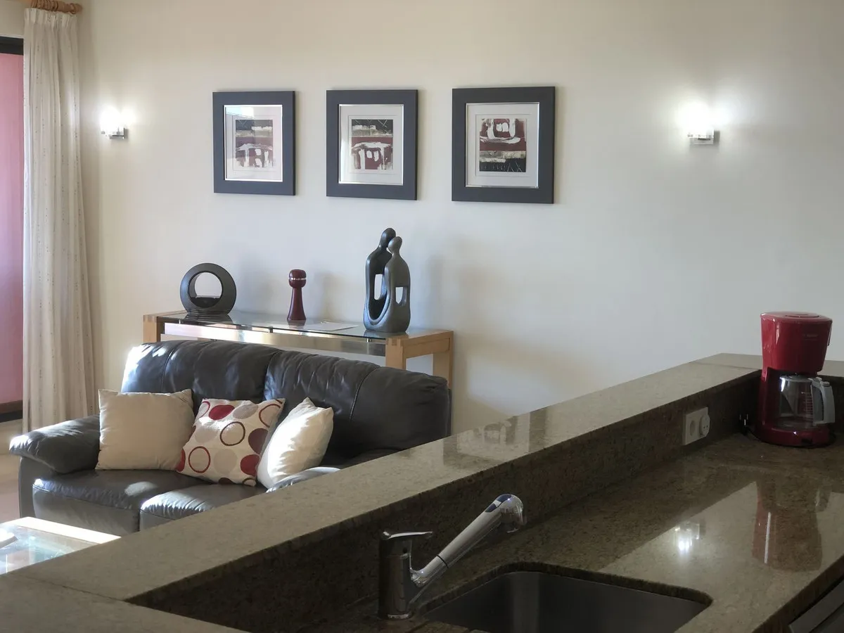 1c4ef06a-4ce2-4b7a-9038-2400cff89327