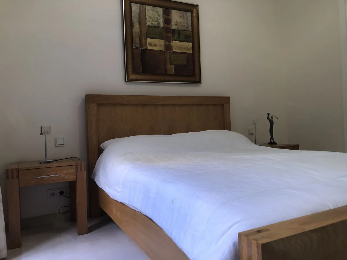 a8b2ac03-4585-49e7-b495-98e6397330fa