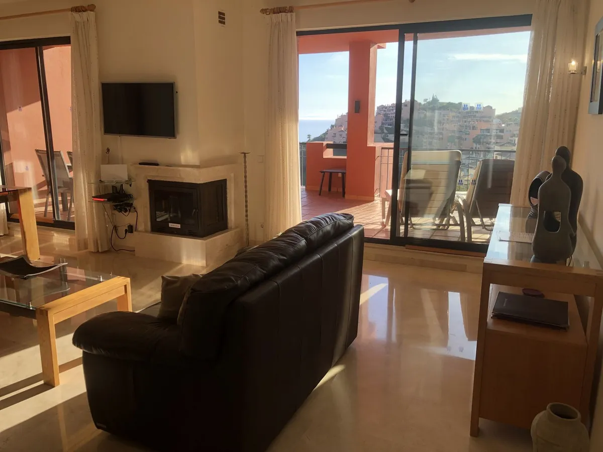 cb149e01-8c93-433b-be51-5fb32343ba71