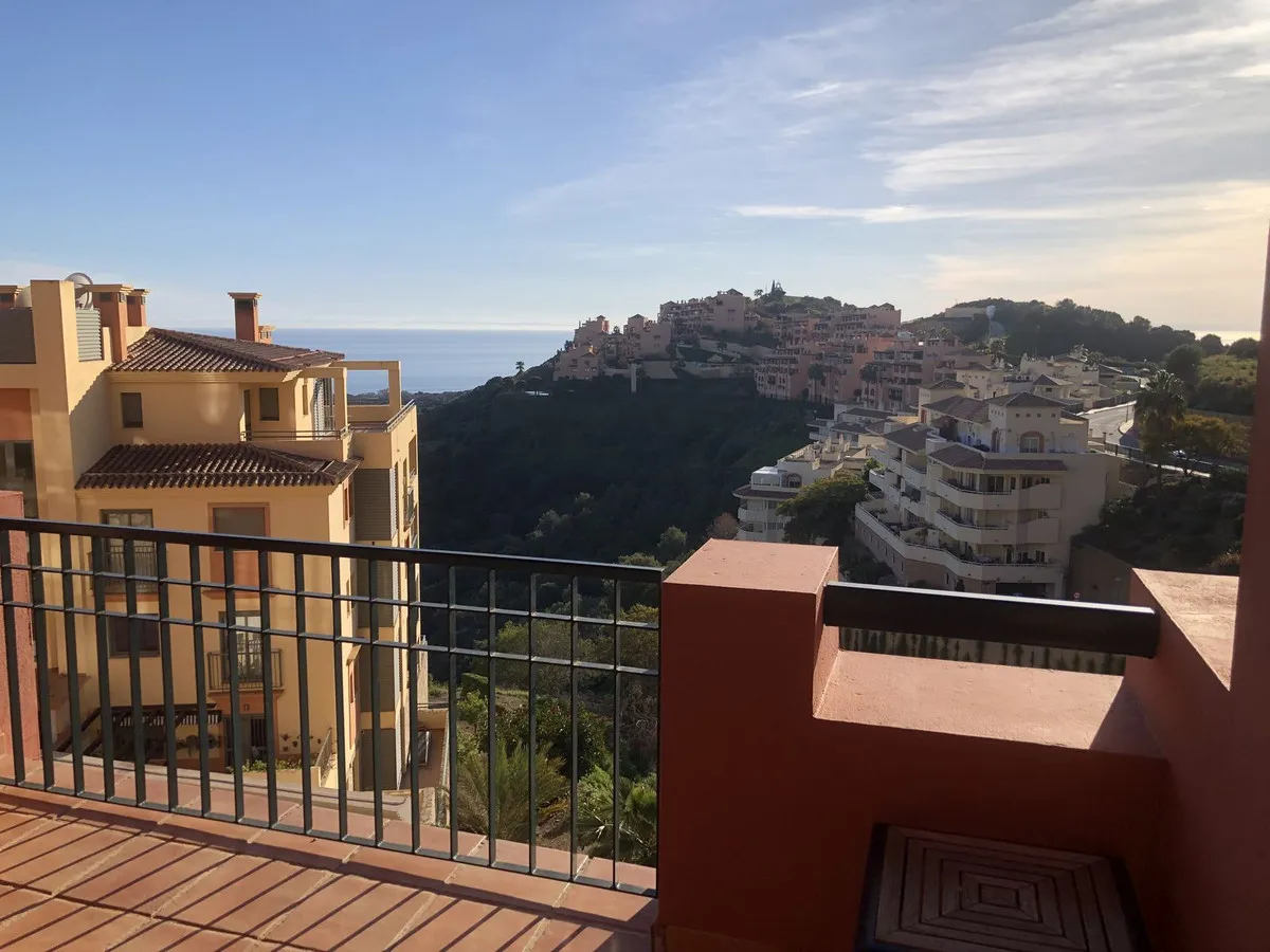 dfccca3d-00b4-489e-ba59-8f61cf048511