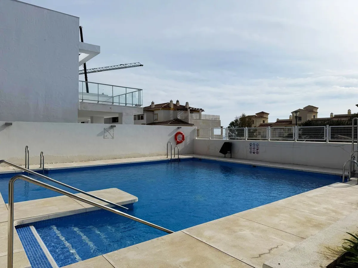 5e5800e6-305f-4804-9d51-8f0168c18d7b