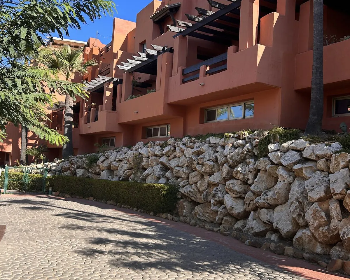 6b5cf389-8fbc-434d-9c3a-2f5d03abb54a