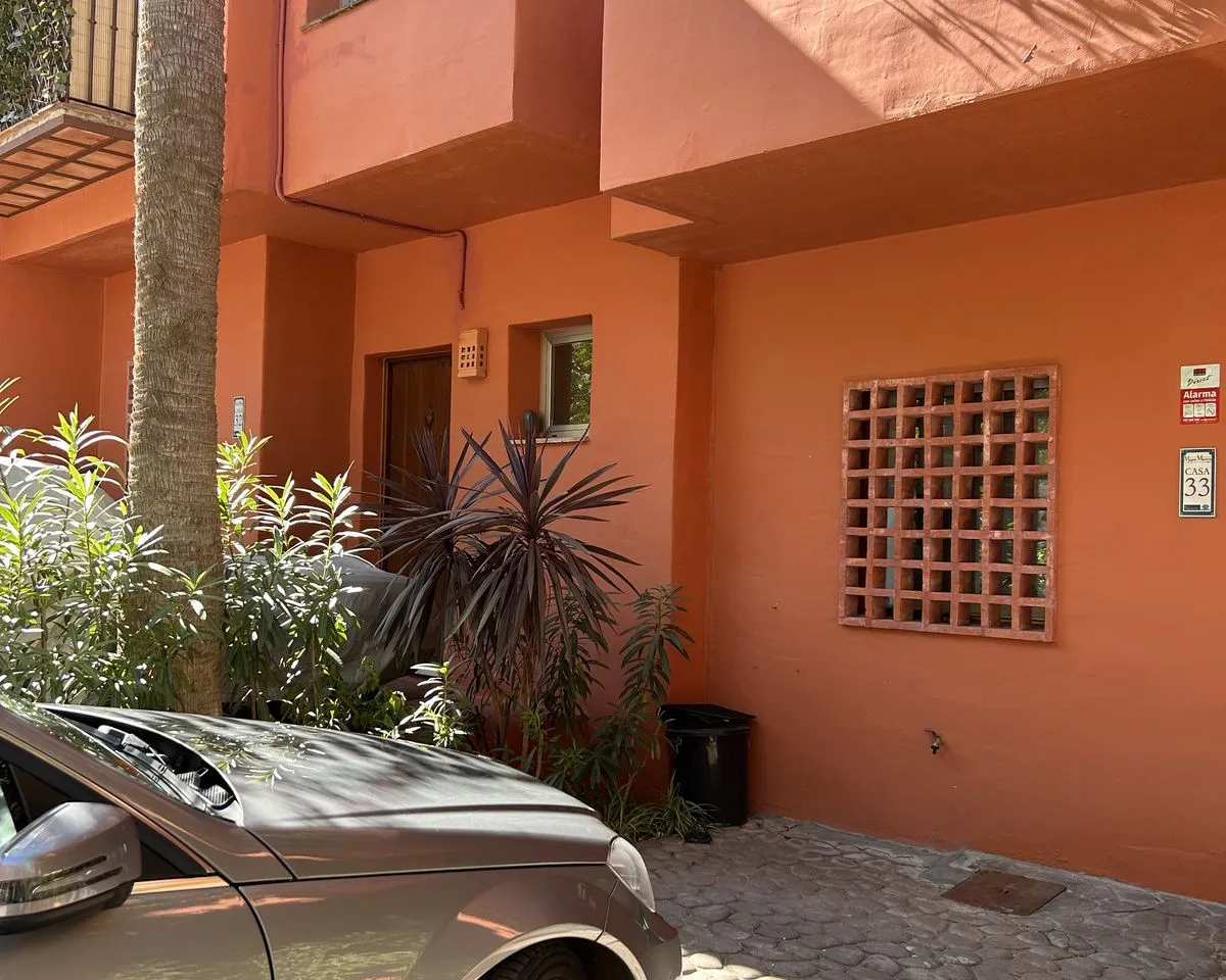 776edf60-8a1f-4779-bc9c-59daf2d46276