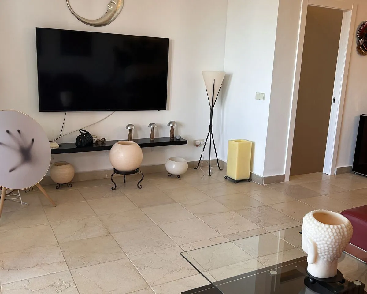 cc6b2152-4631-454b-b9d8-445f494c85e3