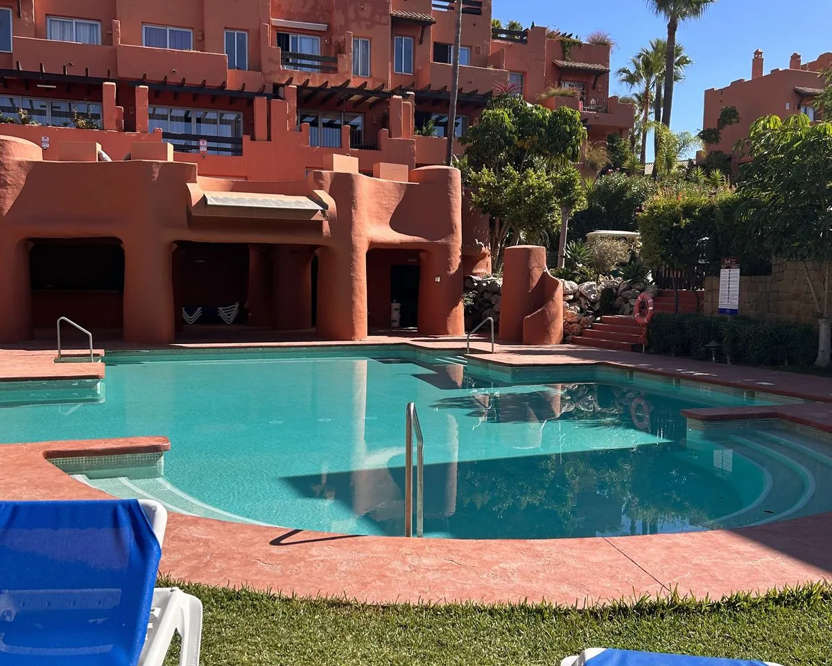 e329143c-95e5-417b-8afb-1a6276d6c8df