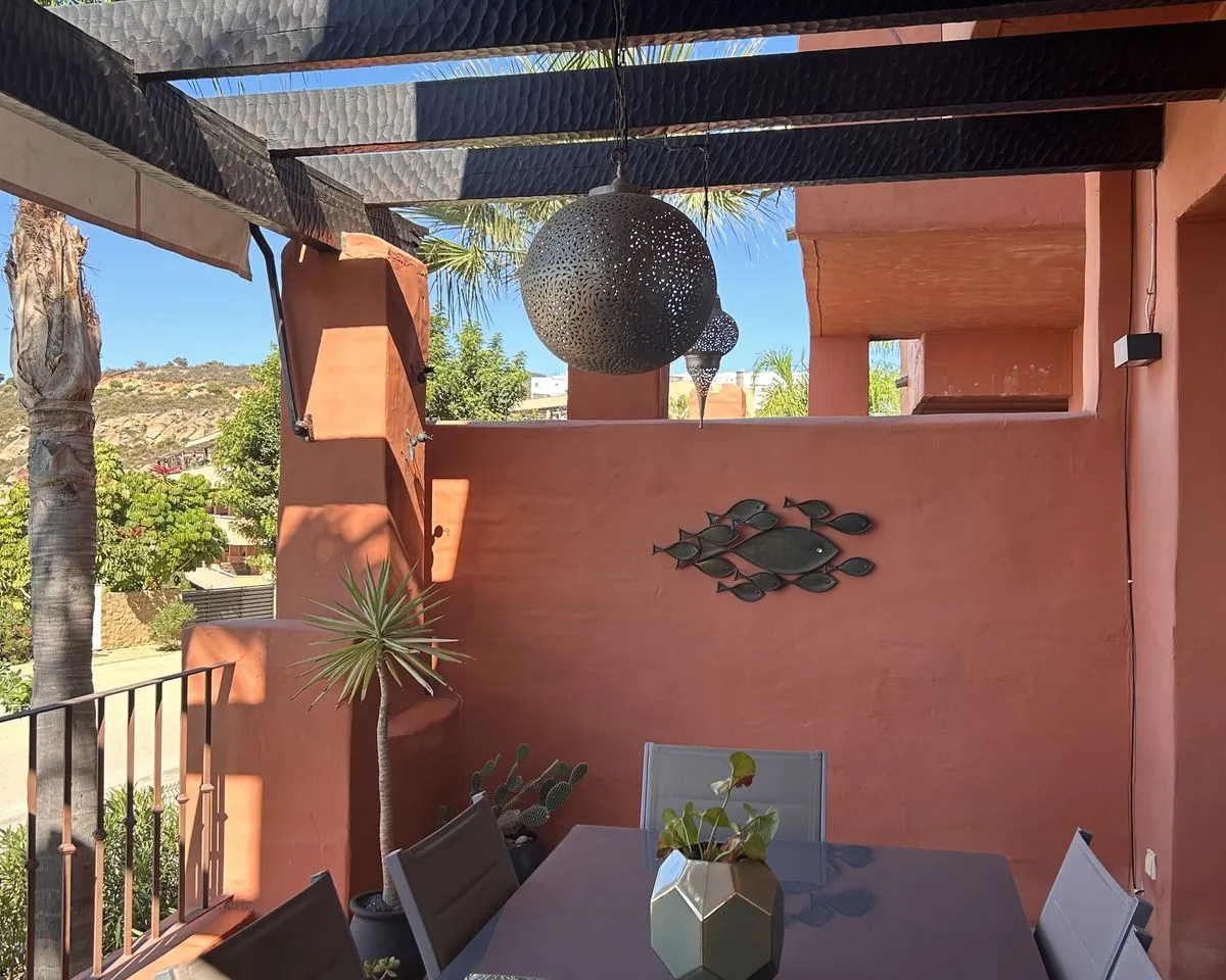 f0eaf8b7-e95f-4a3f-8599-9a08be1e71d3