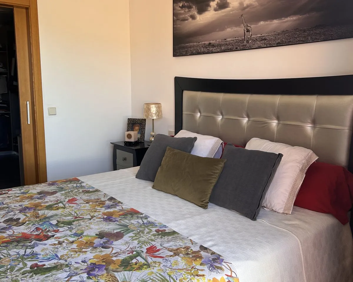 fc0ca0de-78a4-40e1-97d5-579eade74420