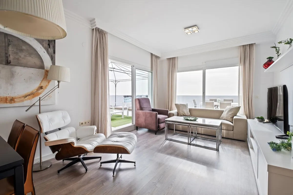 9c5b559b-31d8-41e6-b563-e21317be2392