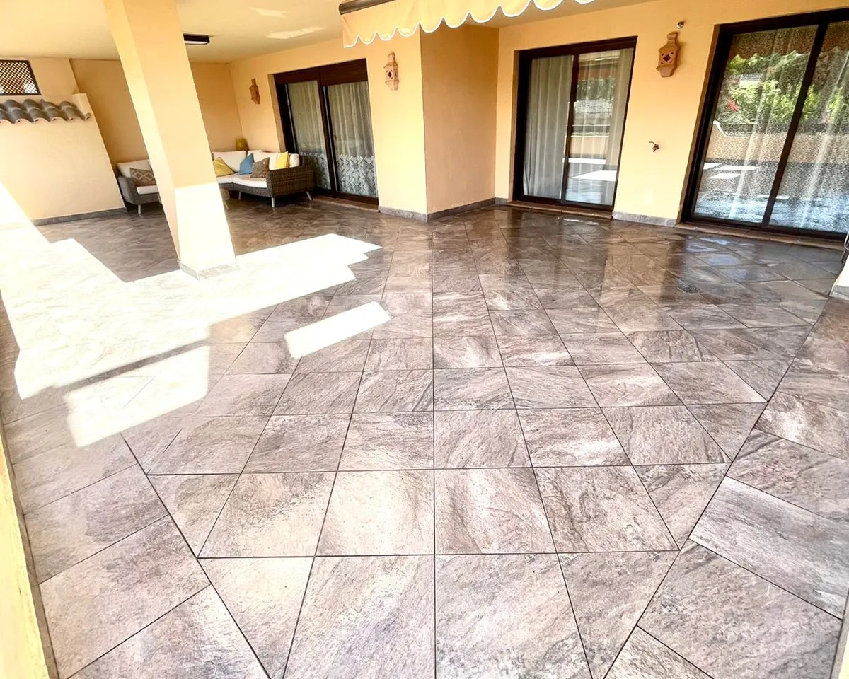 13bb804e-de07-4731-a1b2-30d40ea1703f