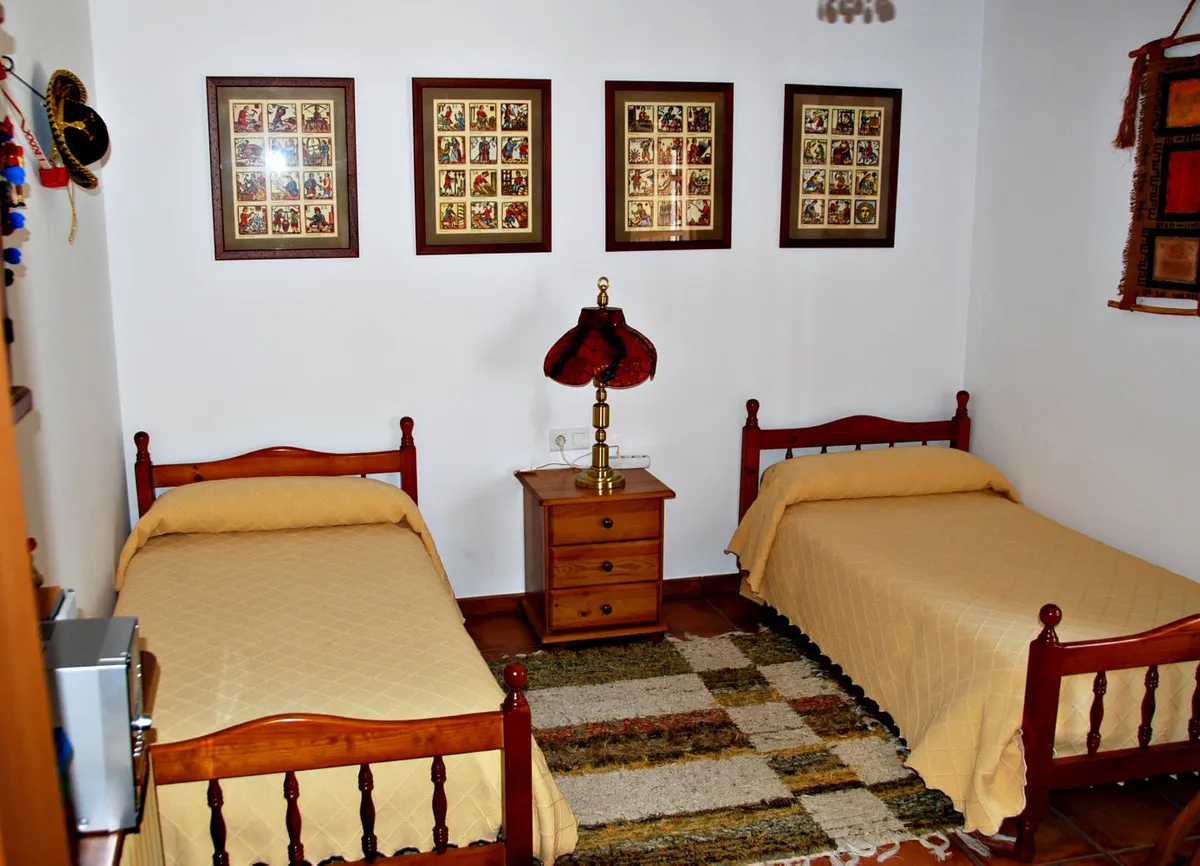 e9d780fe-e914-432b-87ba-447c0a57da73