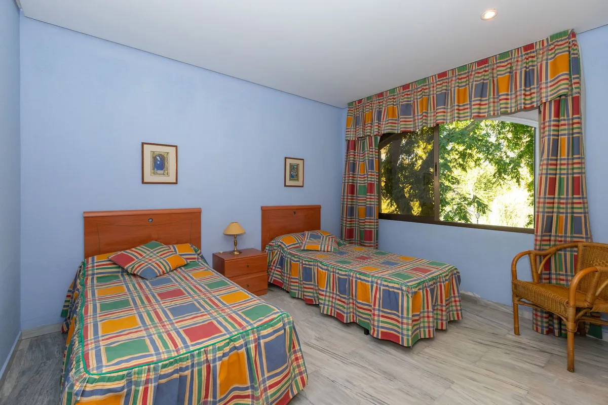 7680aff6-a6e5-47ca-aba6-c222f4a40468