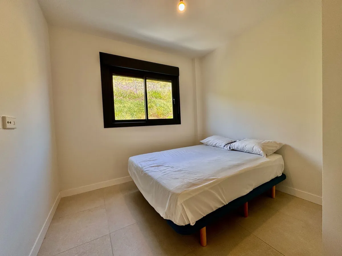 407d69ff-b728-43ef-8ac4-3e67e2fe4728