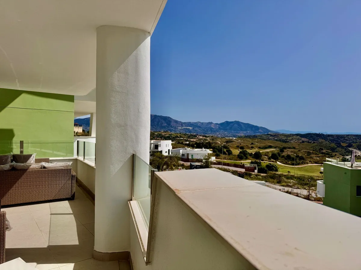 69dd30cb-ed8f-4b7e-83ac-40411b7f7f80