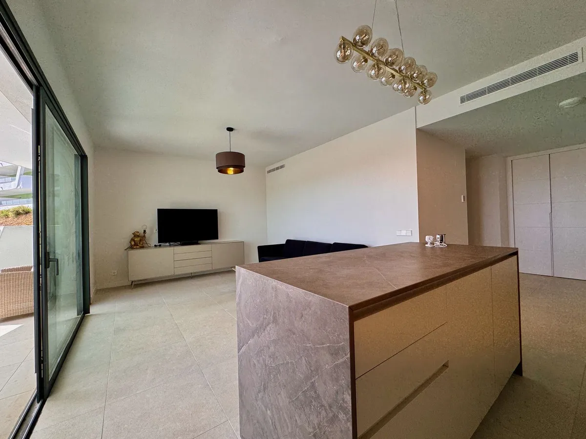 ad8e04e9-4183-4b62-b6b5-48419700d437