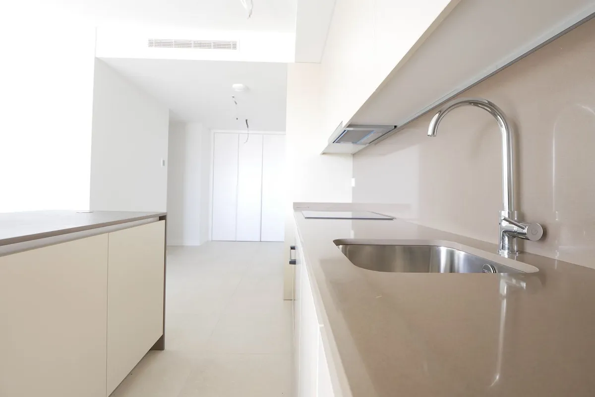 cb63a7ae-d80d-4cb9-adab-0a8cea05973f