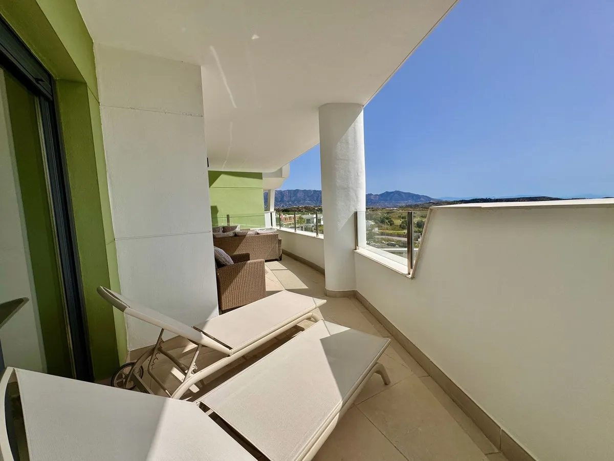 f0866274-bf42-41f6-a2fe-72510dadb7ff