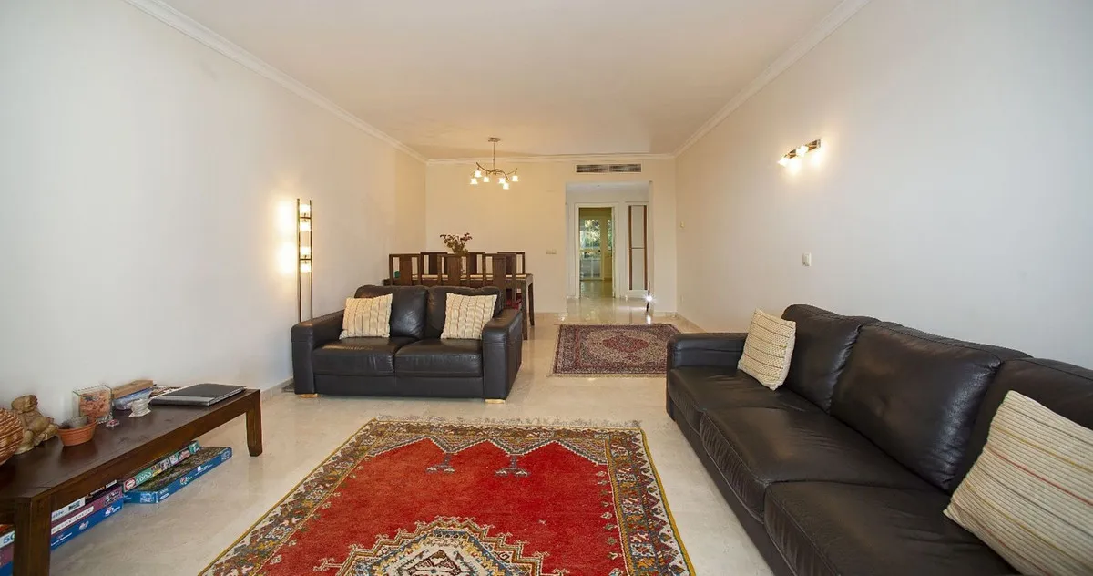 4f0e6ce5-8c5d-4d5e-98bc-b15a5c065a64