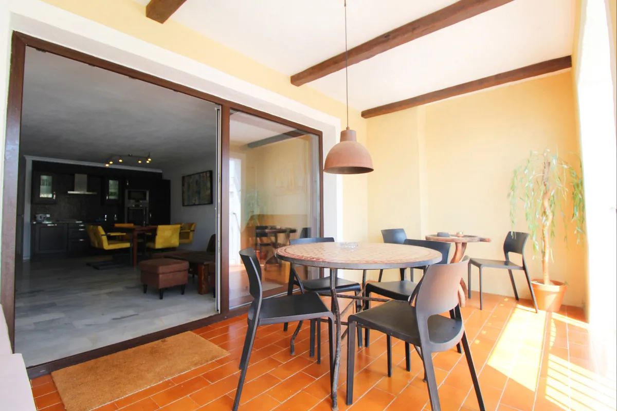 0efbb7e4-bccb-4a15-af85-d2d9d7e10331