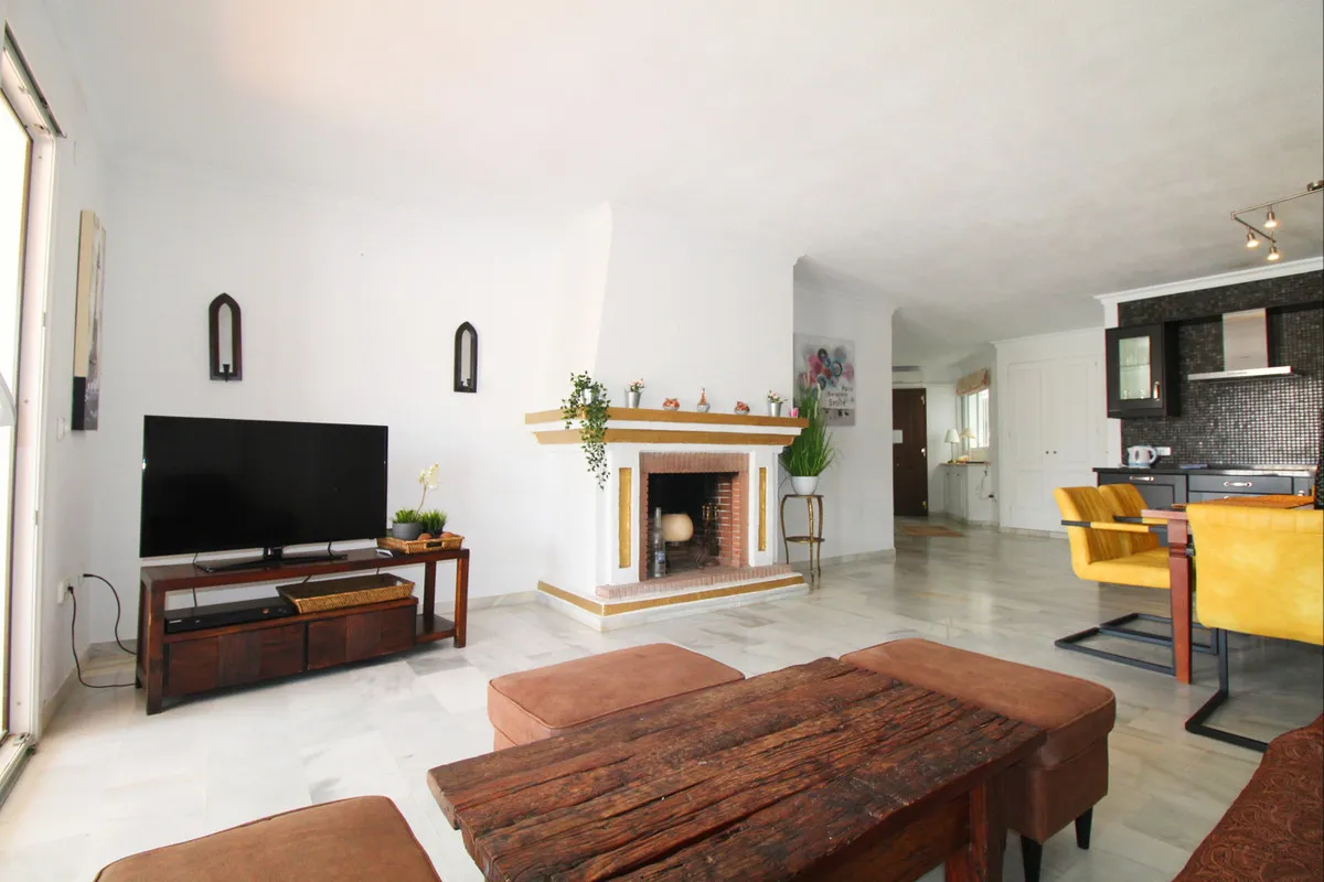 9ea27b5c-c806-478b-85f7-4b218ca6c00b