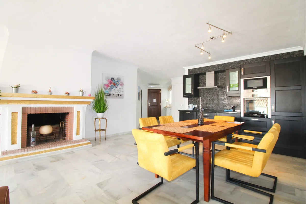 d7d74942-56be-4bdb-ac61-51562b233ec7