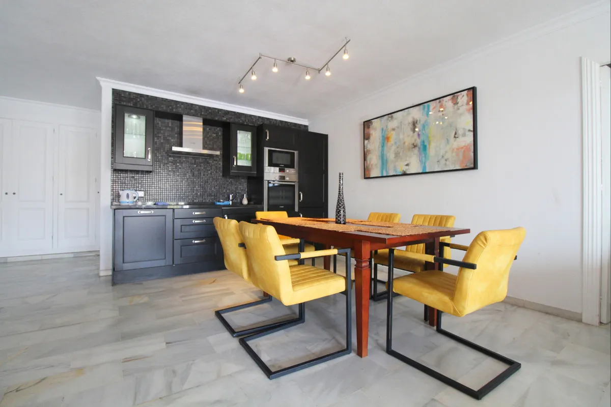 ffb49ad8-0767-4e21-a2fc-bc93e82440b8