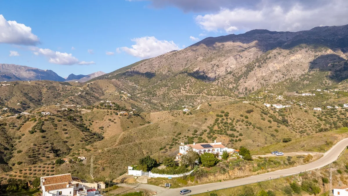 3e53e2d4-fc48-462a-9091-88b5041e3e62