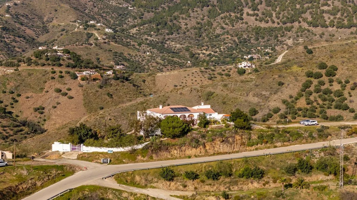 3fbc80b1-acfb-4847-b202-53691c68536c