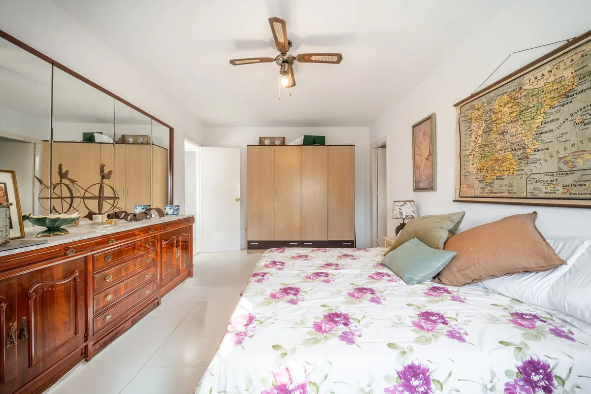 abc02815-cc33-4b25-bdeb-20f2dc5569f0