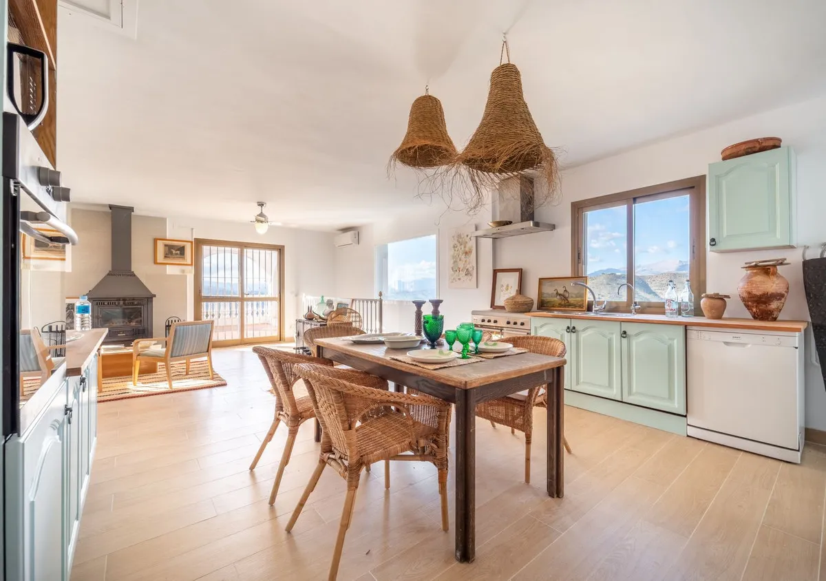 d157ade8-6b4c-492d-a446-27407672dd9b