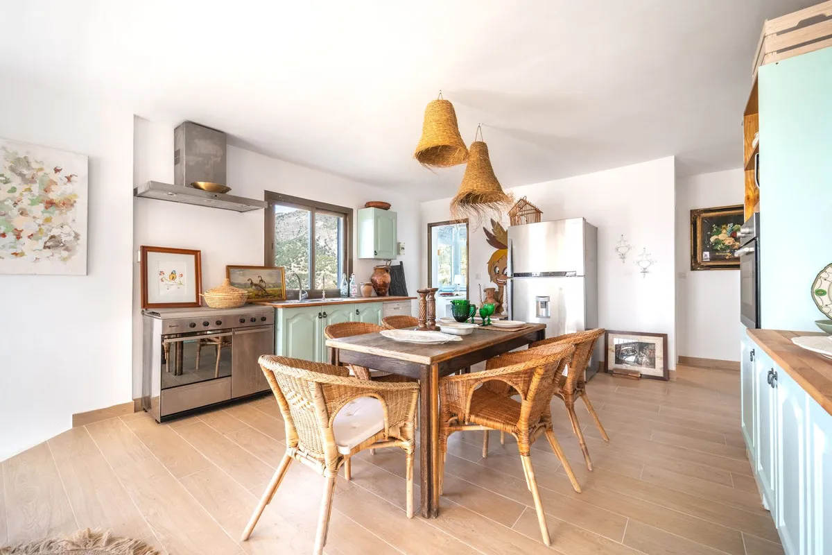 e5806e4f-4a2b-4bd1-bea4-3f46e96778db