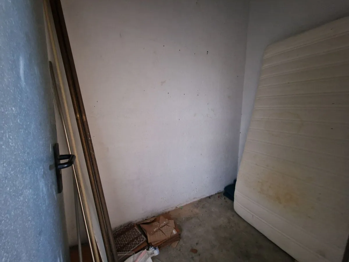 eec6b8cf-e92c-4571-9b92-aac3d4b61c54