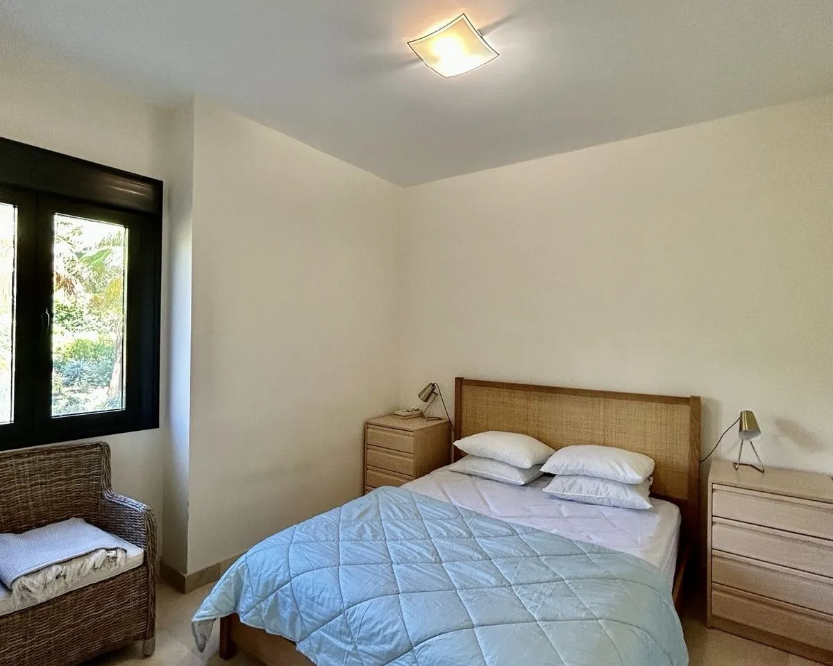 b5900955-6a1b-457f-b820-f1504a4007a8