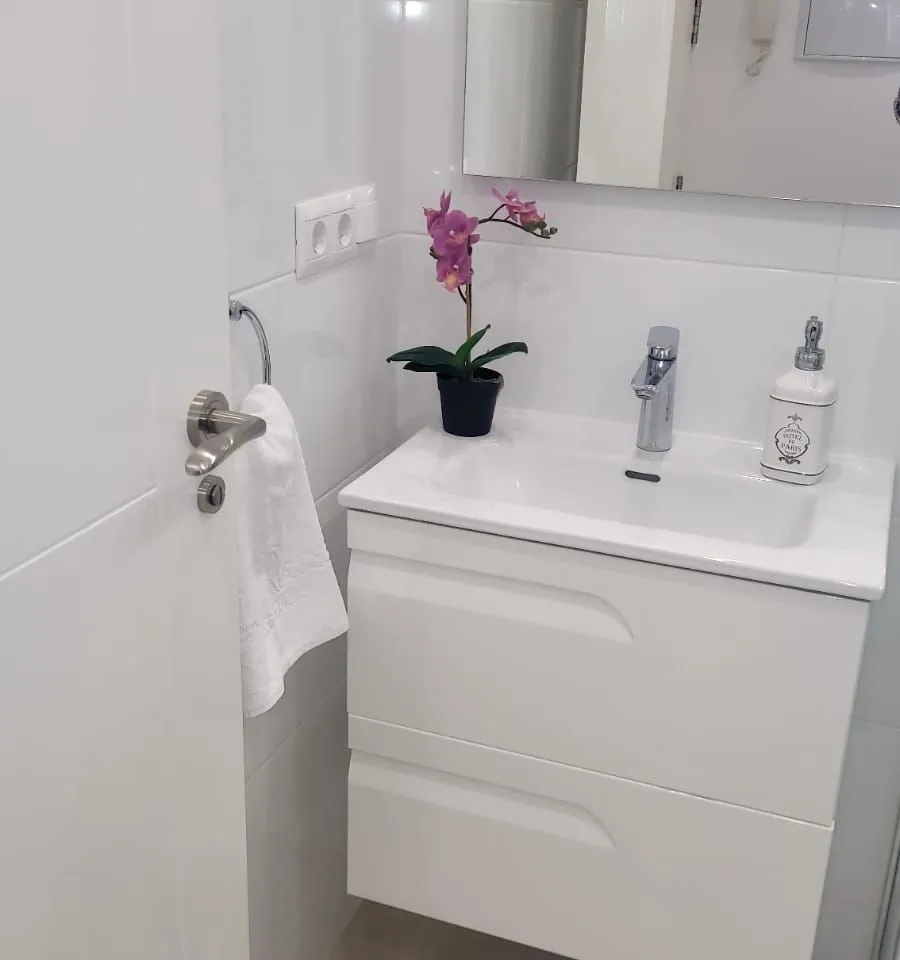 3728cb60-177c-4be2-97df-1f0dfe4823f6