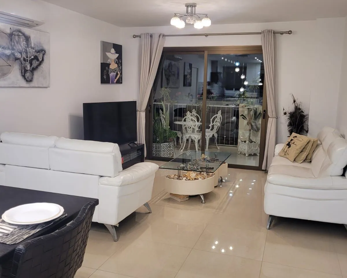 d7a64bfc-aeb4-4e64-bd29-dcf13cead8df