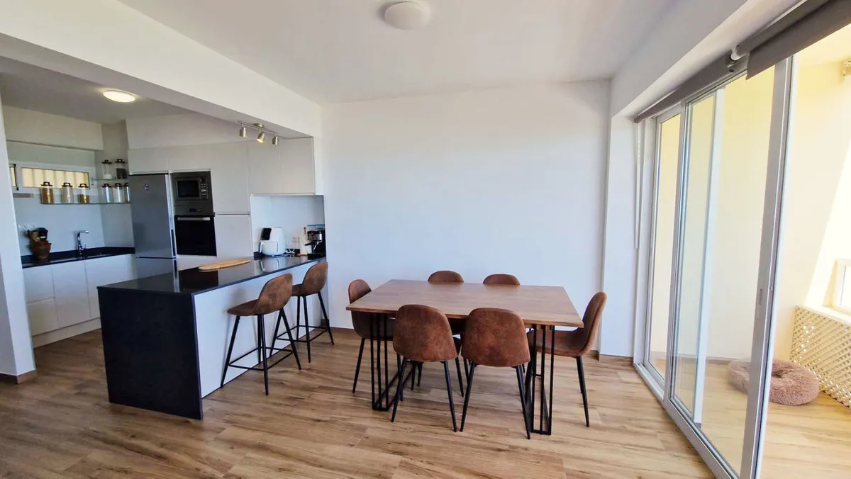 7bb0dd9a-1c40-4186-a7fd-d16aa7e12ccd