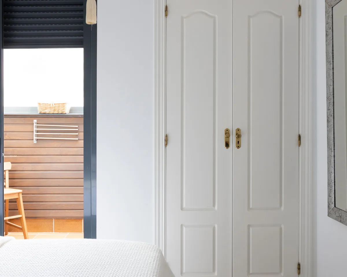 8e25393d-b8a4-424d-a1df-b5c0bc45403d