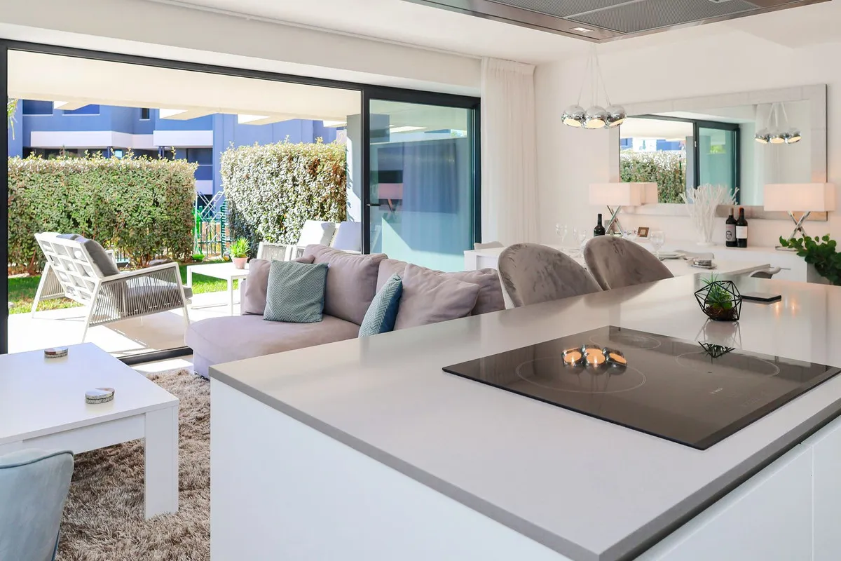 4ce24301-a7ec-4105-8717-b9c0e69e6304