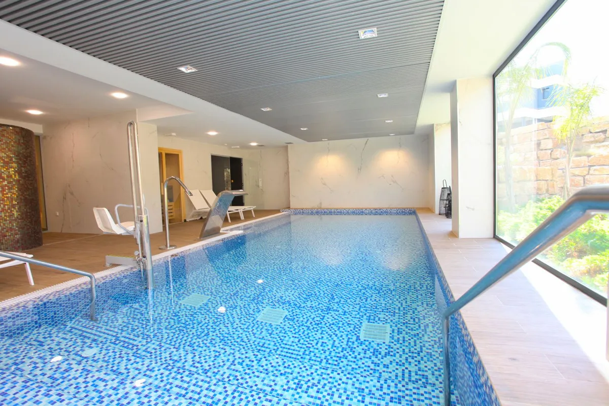 55fb15b8-7088-4d1c-b89f-1cf7ca8b0382