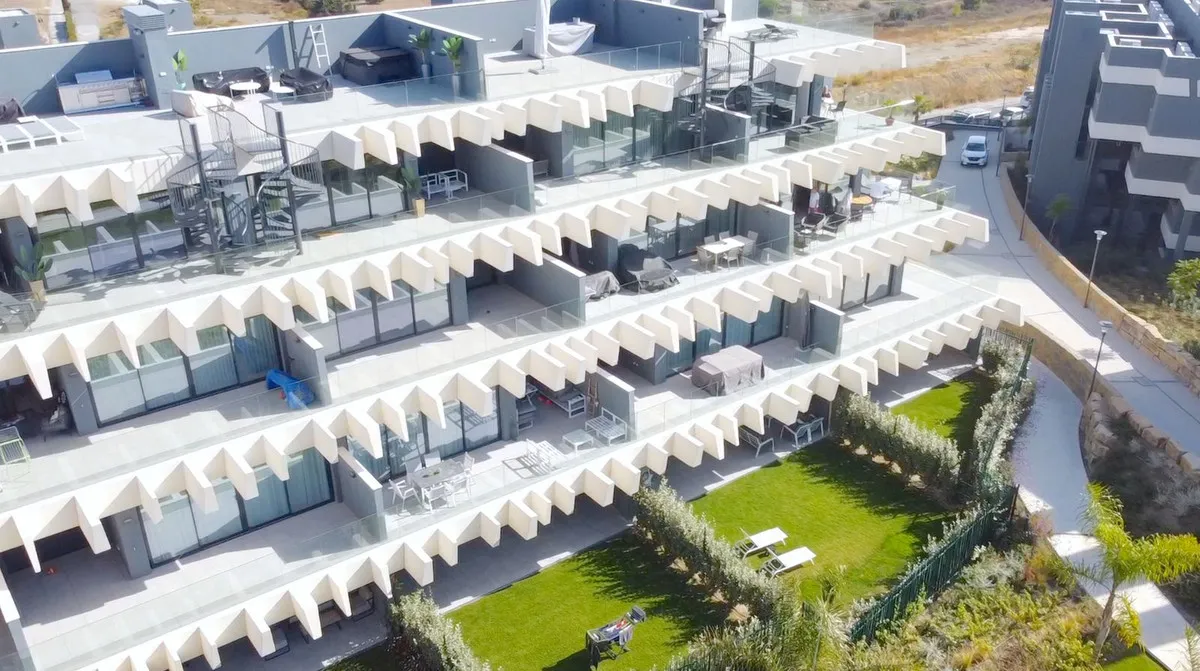 99aa3ed1-068c-4f95-9663-34ed7d7095e8