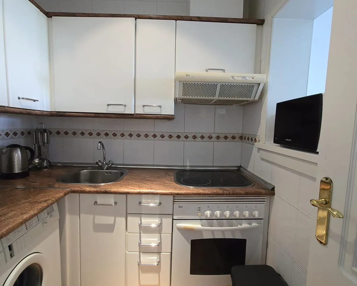 b1ffdb9f-1ab1-4a43-9724-e681dbb821e1