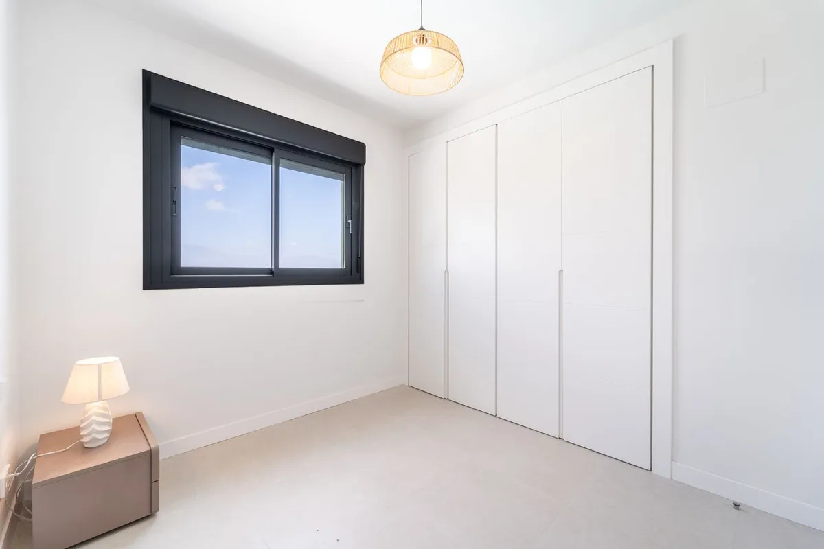 3f7e26d8-f0e6-406c-bcf4-8657f6e2be3c